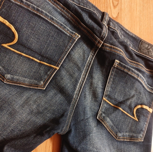 American Eagle Super Stretchy Jeans - Picture 5 of 5